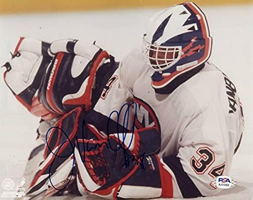 Джон Ванбисбрук Подписа Снимка 8X10 с автограф Ню Йорк Айлъндърс PSA AJ15359 - Снимки на НХЛ с автограф